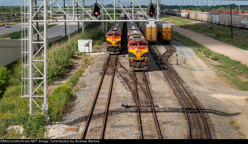 Crowded main lines into Houston